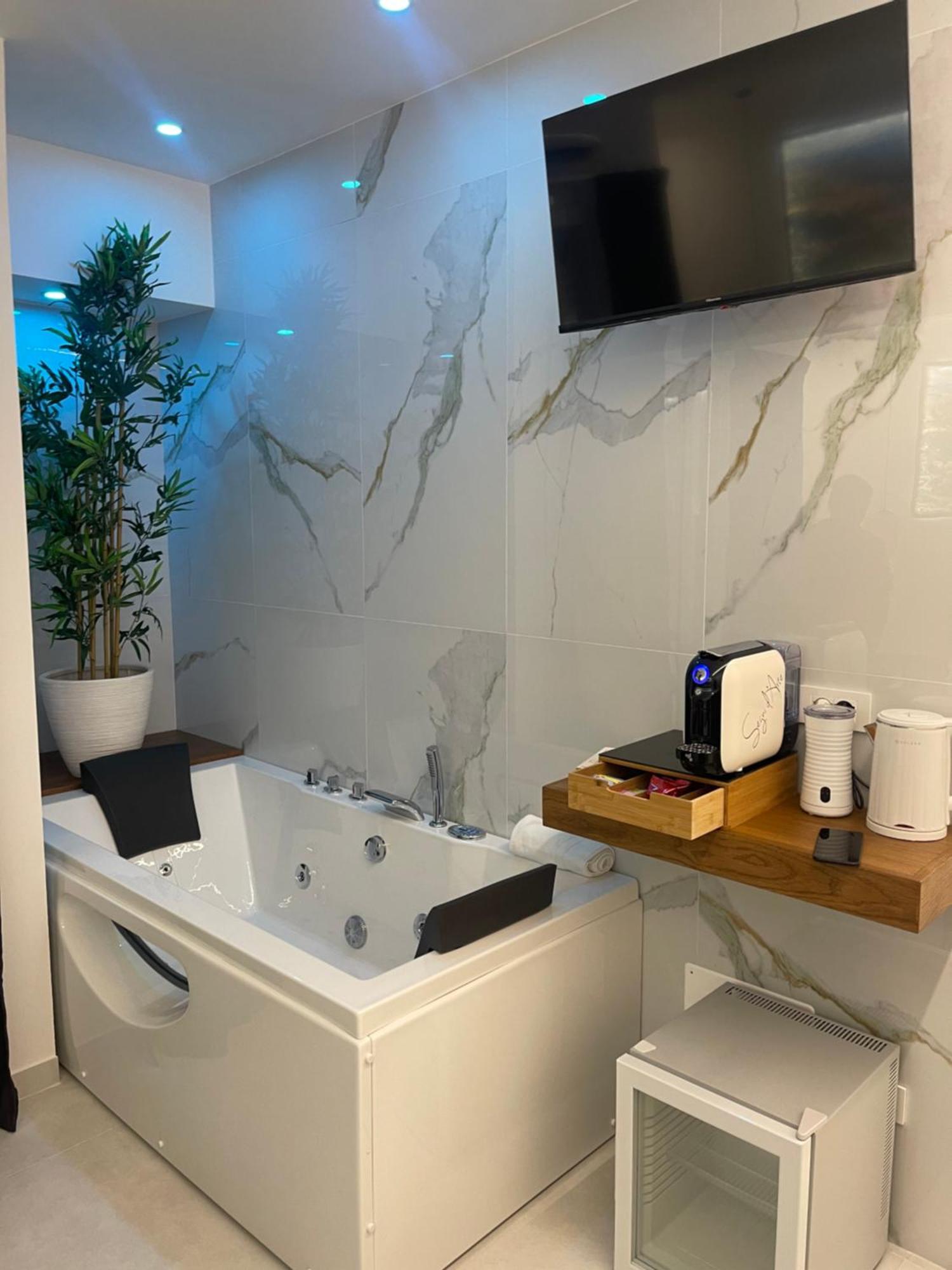 Maridda-Experience Rooms- Giardini Naxos Exterior foto