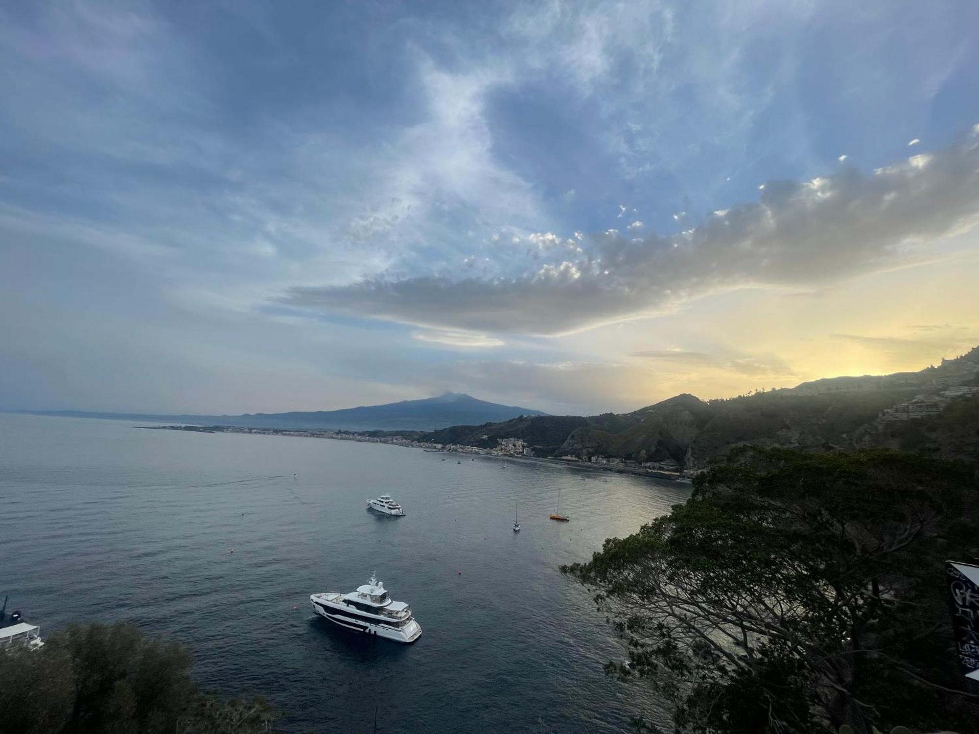 Maridda-Experience Rooms- Giardini Naxos Exterior foto